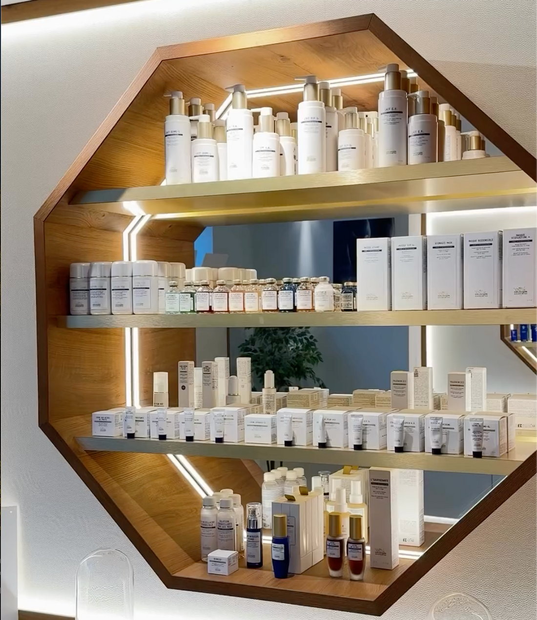 Yanabeauté: L'Esperienza di Consulenza Unica per la Tua Bellezza e Salute della Pelle a Casa