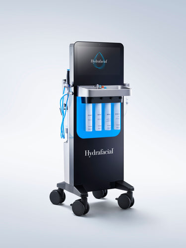 Scopri i Benefici del Trattamento Hydrafacial: Il Segreto per una Pelle Luminosa e Idratata